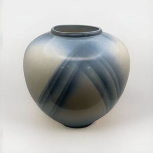 M. (Marilyn) Coplin Newberry Studio Art Blue Abstract Vase Pottery 1990 Signed